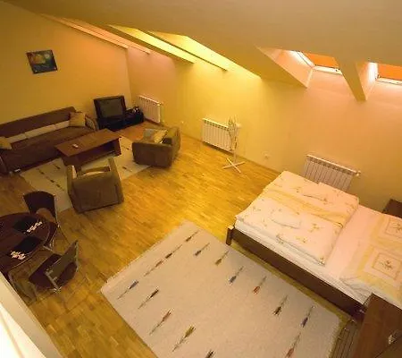 P&J Apartments Florianska Krakow Exterior photo