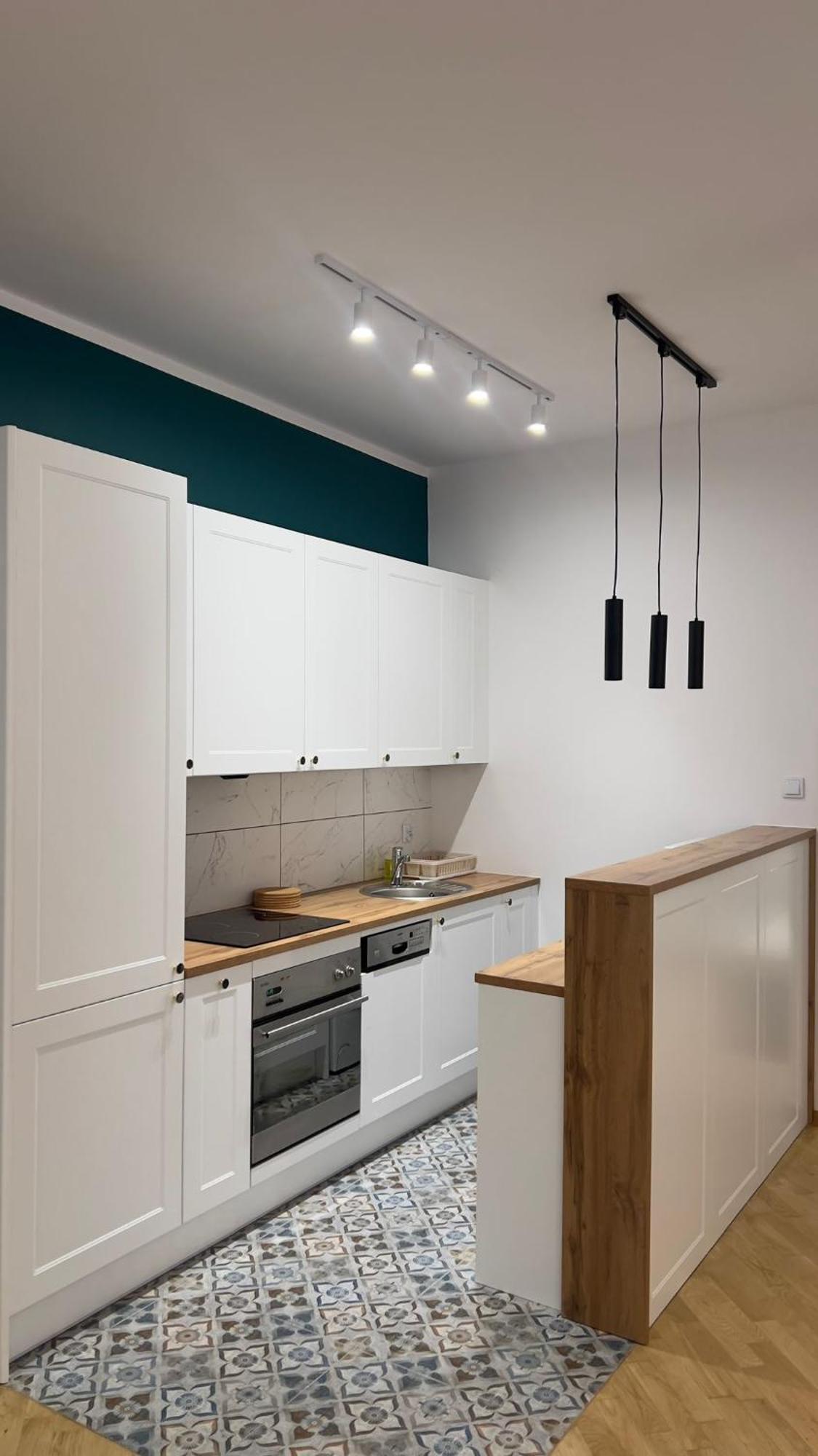 P&j Florianska Apartmán *